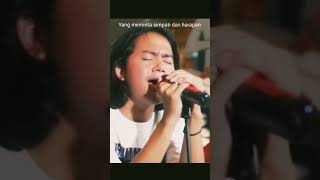 Download lagu Mencari Alasan by Maulana Ardiansyah live Ska and Reggae #shorts mp3