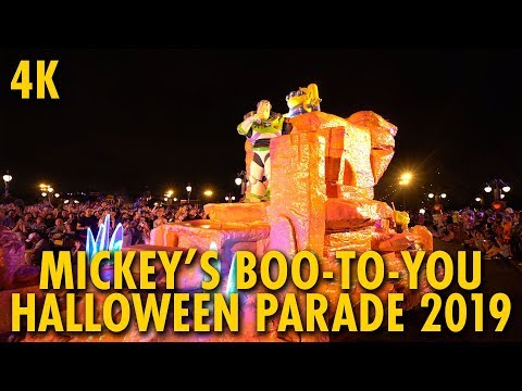 download lagu mp3 mp4 Halloween Parade, download lagu Halloween Parade gratis, unduh video klip Halloween Parade