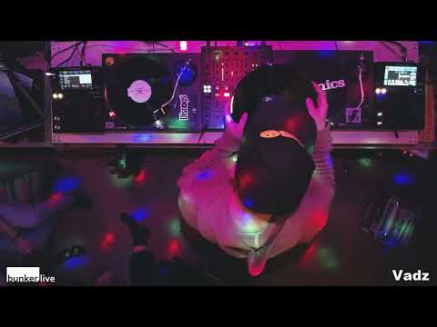 bunker.live - 2021-03-28 - (2) Vadz - Techno Vinyl Set