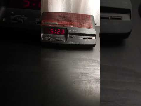 I can make it staticky then play the music