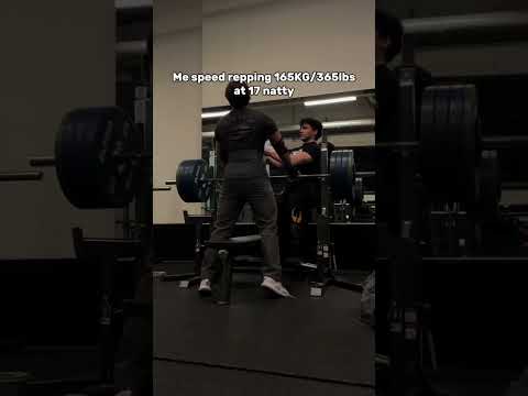 Shizzy vs natty 17Yo #gym #gymbro #benchpress #natty #shizzy