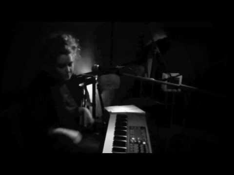 Jenny Gabrielsson Mare - Plastic Rose (live)