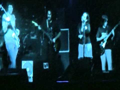 IC04 cover  "bigmouth strikes again