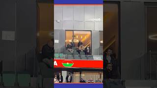 زين الدين زيدان يتفاعل بحماس مع محاولات المنتخب الجزائري thumbnail