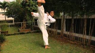 Download lagu Slideshow foto dede yusuf mp3