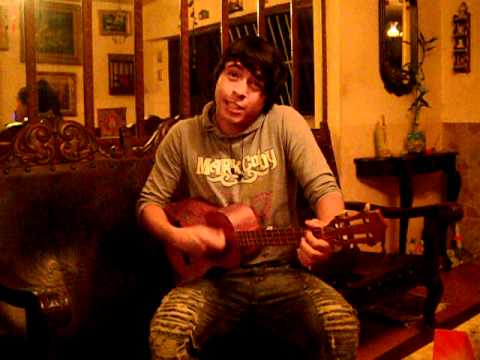 Reinaldo bastidas, cantando "EL CURRUCHA" Con un cuatro.MUSICA VENEZOLANA!!