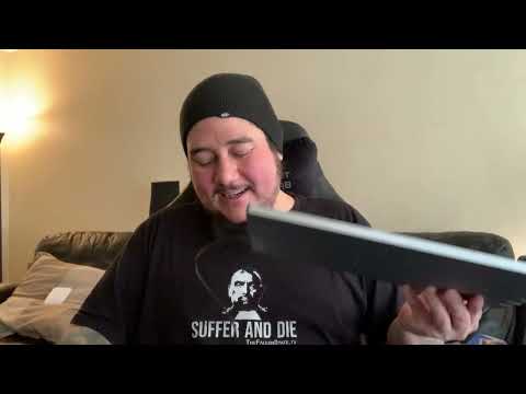 Unboxing & Test Vid - Retro Games [ The C64 Mini - Commadore 63 & 1/3rd mini console ] - MrMaD