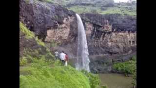 preview picture of video 'Ellora Caves Water Fall 2013'