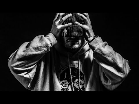 Burke Ft. Unknown - Rekviziti Športni