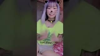 【パンチラ】薄ピンク。