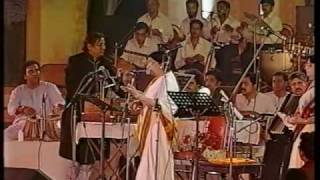 Lata Mangeshkar - Aye Mere Watan Ke Logo (Live Performance)