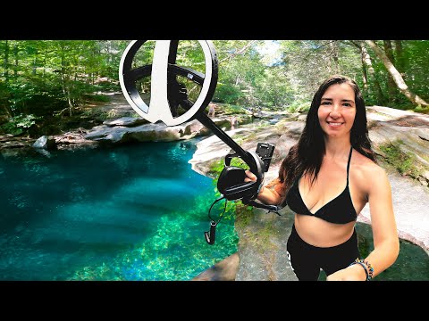 Metal Detecting NYC's Most Popular Swimming Hole
