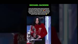 Download lagu Michael Jackson receives a fake award #michaeljackson #michael mp3