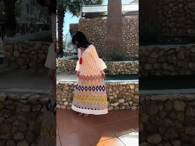جلابية ابيض بنقوش الوان