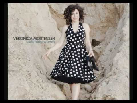 Veronica Mortensen "Catching Waves" - album teaser