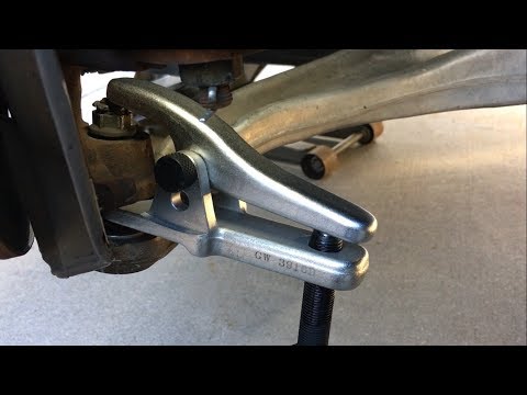 How to Use a Ball Joint Separator