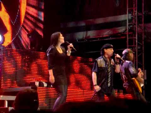 Klaus Meine (Scorpions) & Tarja Turunen Dueting The Good Die Young