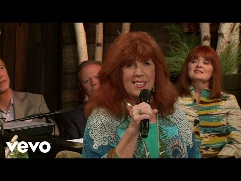 Gaither, Cynthia Clawson, Michael Sykes, Michael English - He Speaks To Me (Live)