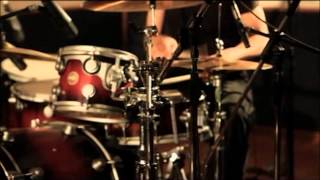 PARAÍSOS ARTIFICIALES - SOS