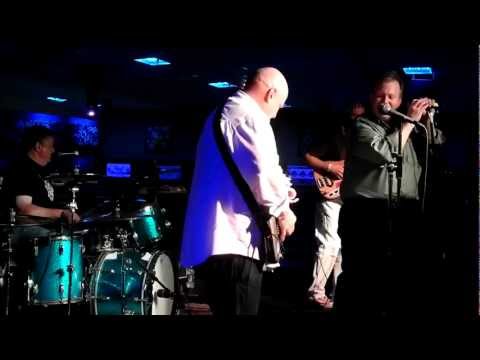 Hypstrz-02-Riot on Sunset Strip (plus) Shake.MOV