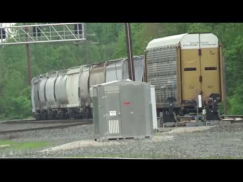 Railfanning NS CSX trains in Berea OH