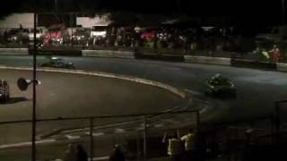 preview picture of video 'RINGWOOD RACEWAY MATCHAMS ROOKIE BANGERS HEAT 1 - 25TH SEPTEMBER 2010'