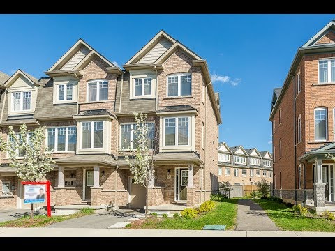 13 Magdalene Cres Brampton