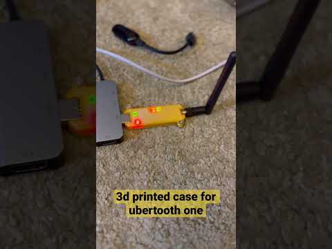 #ubertooth Bluetooth sniffing and #3dprinted case #hardwarehacking