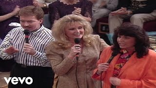 Whenever the Wind Blows [Live] - Karen Peck and New River