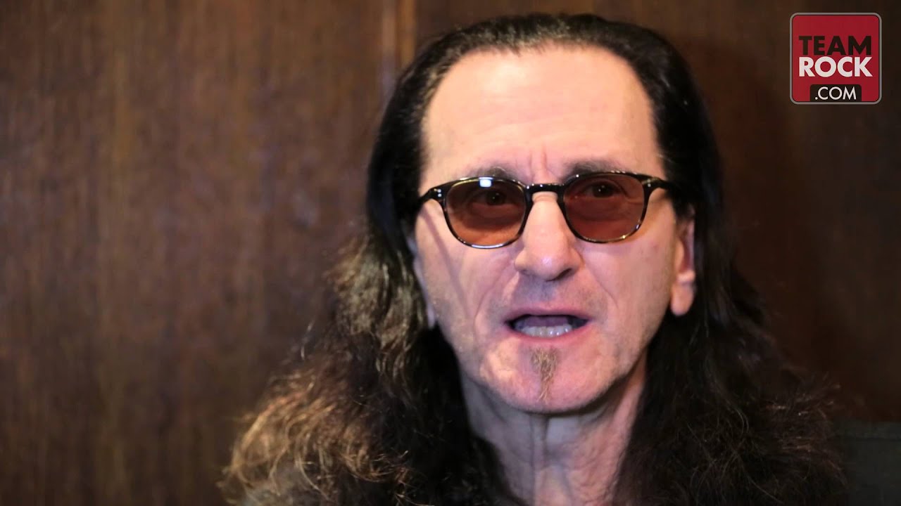 Geddy Lee: The 2112 Interview | Classic Rock Magazine - YouTube