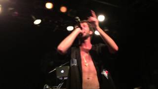 Lil Dicky - How Can I Become a Bawlaa Live