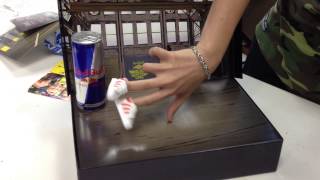 Red Bull fingerbreakin