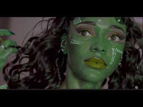 GİRL TRANSFORMATİON SHE HULK İN THE OFFİCE !!!