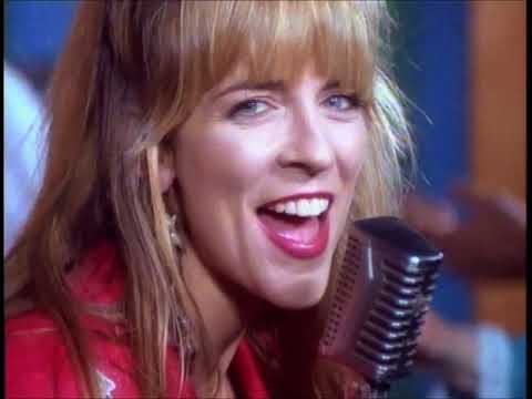 Carlene Carter  I Fell In Love (Better Quality)