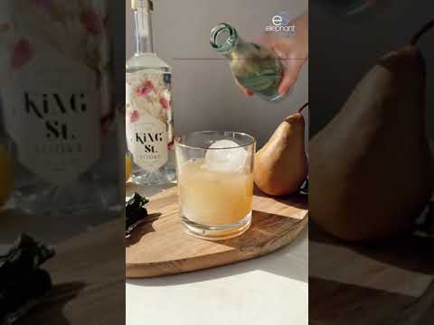 Apple Pear Cider Spritz I easy cocktails to make at home #youtubeshorts