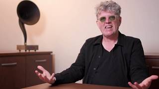 Tom Bailey of the Thompson Twins talks Hold Me Now