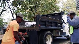 Leaf Pickup in the City of Gadsden