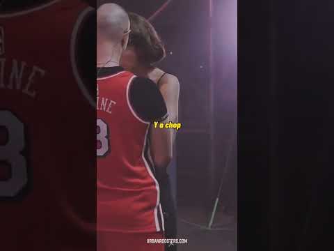 SARA SOCAS SE QUITA LA ROPA vs HANDER #shorts #sarasocas