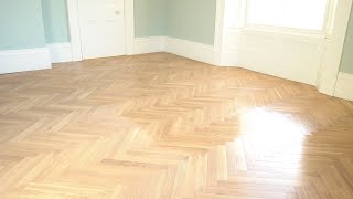 Čistič dřevěných podlah