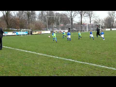 Voetbal Serooskerke MP1 - Domburg MP1 12 februari 2011