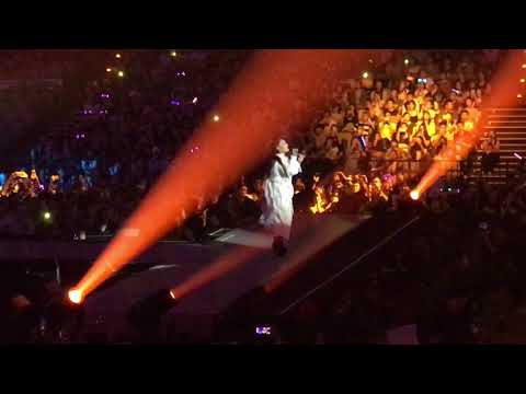 Ariana Grande concert 170919 in Taipei - one last time