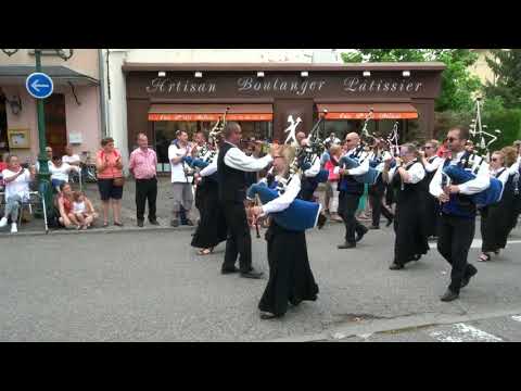 Défilé Bagad Landi Bretagne à Gannat 22 Juillet 2017