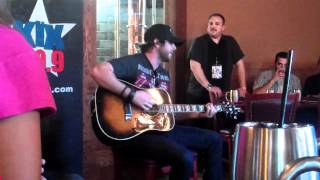 Thomas Rhett - Whatcha Got In That Cup