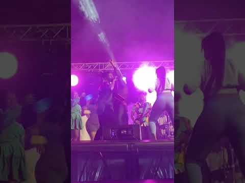 SAMINI performance at rotary park Kumasi