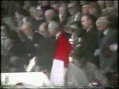 Sligo Rovers 1983 final whistle and lifting cup