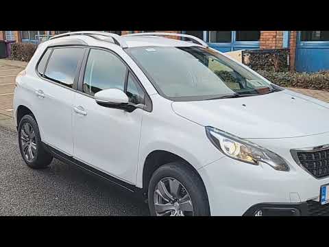 Peugeot 2008 1.2 PureTech 82bhp **ONLY 42000KMS** - Image 2