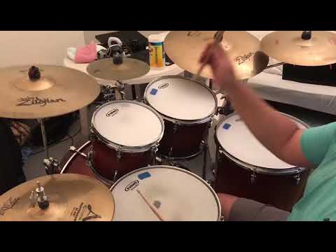 Selling 5-piece Yamaha Tour Custom, Maple-10/12/16/22/14x6-Soundcheck No Mics recorded with iPhone 7