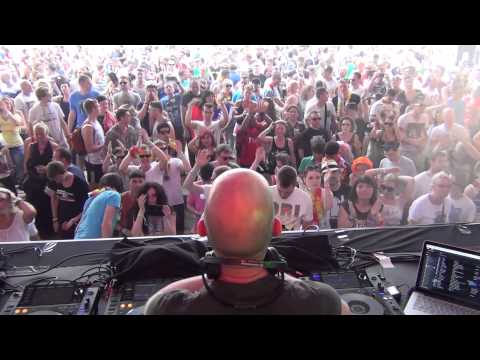 John '00' Fleming @ Luminosity Beach Festival 04-07-2014