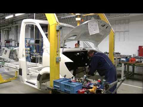 Mercedes Ludwigsfelde - der 555.555ste Sprinter rollt vom Band