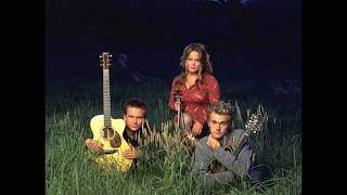 Nickel Creek - House Carpenter (Live) 2007